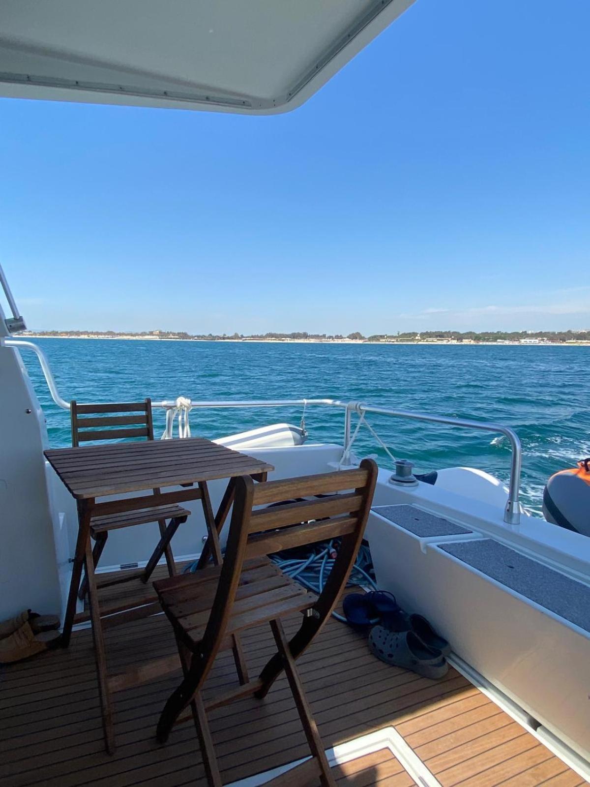 Готель She'S Mine Yacht Катанія Екстер'єр фото
